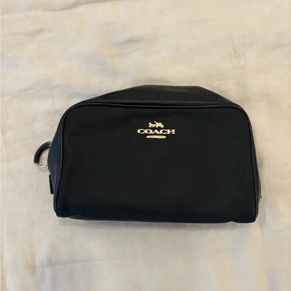 Coach Ellis cosmetic travel case in black nylon and refined pebble leather - Picture 3 of 6